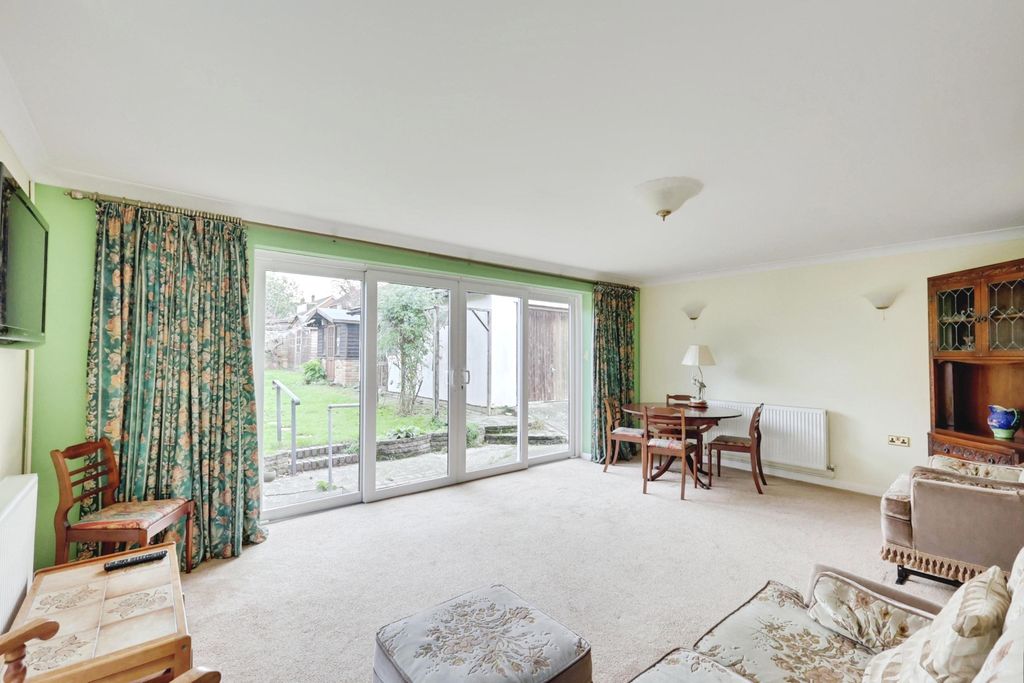 Property photo 2 of 21 User_Edited_Photo-Eed55E89_User-Edited-25355B9c-82