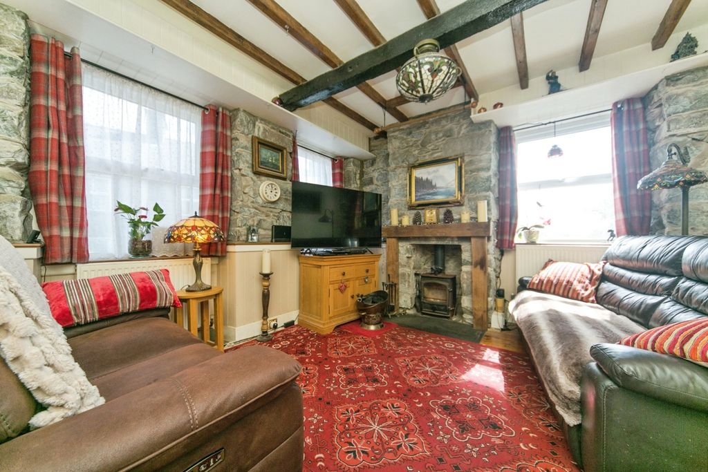 Property photo 3 of 27 Pbox-Img.Jpg