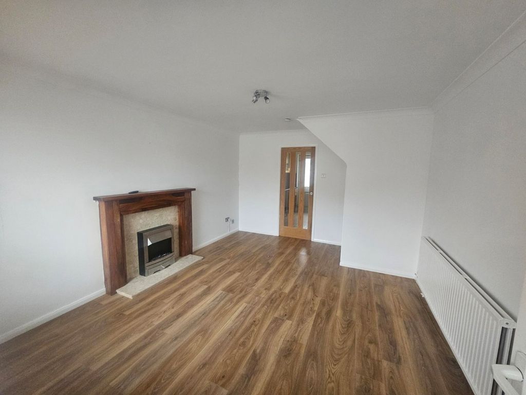Property photo 2 of 13 Picture No. 03