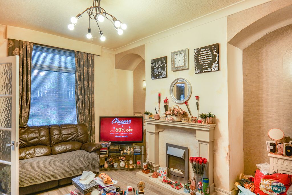 Property photo 3 of 26