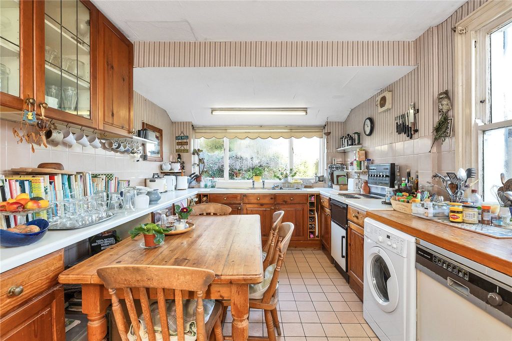 Property photo 2 of 12 Picture No. 07