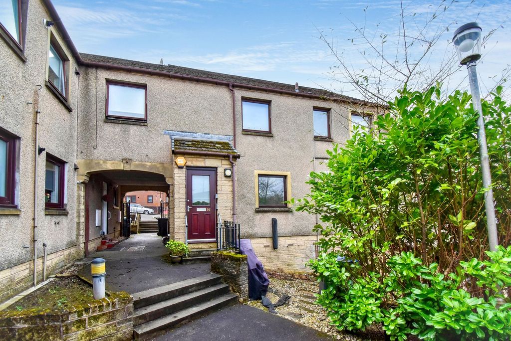 Property photo 2 of 8 Exterior 2