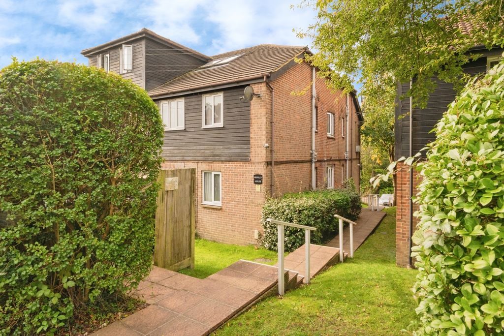 Property photo 1 of 14 Photo