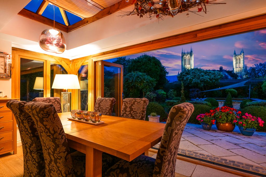 Property photo 2 of 48 44