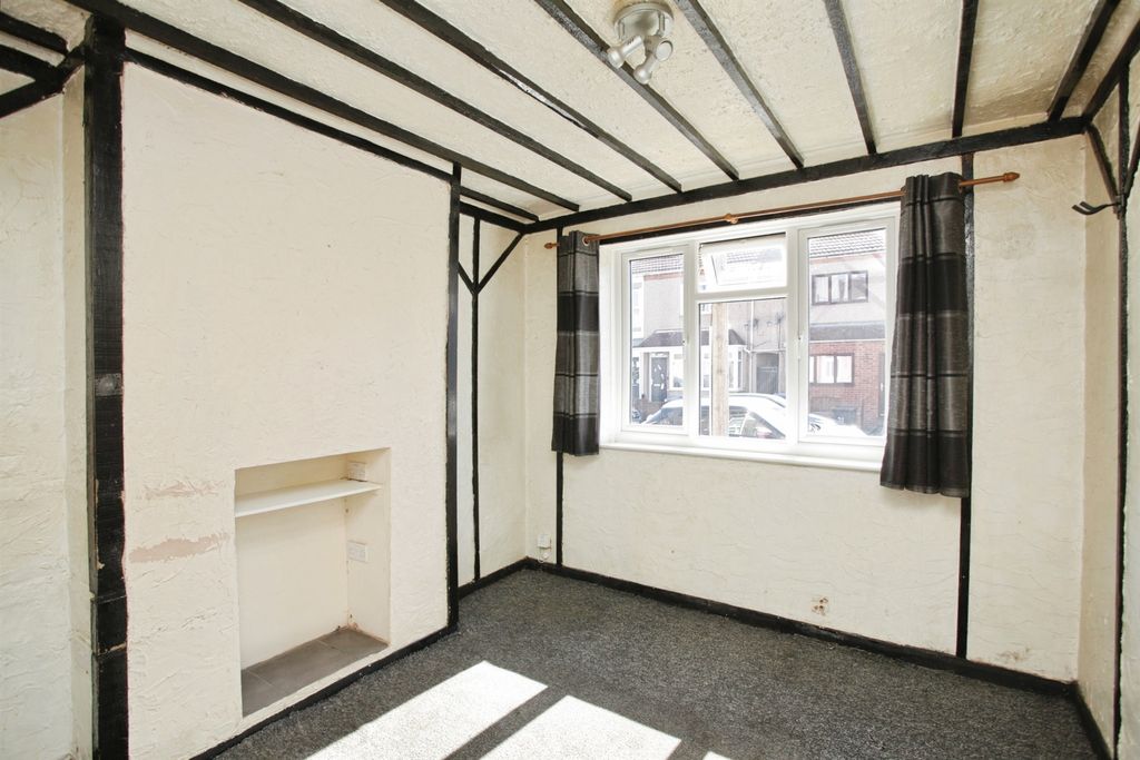 Property photo 3 of 21