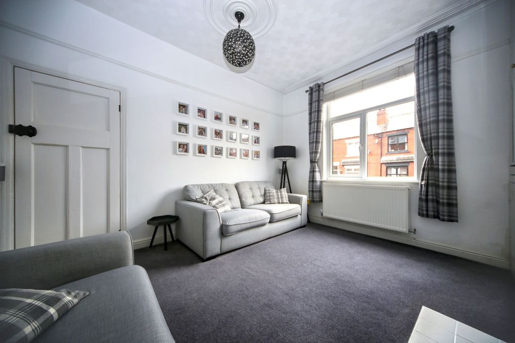 Property photo 3 of 22