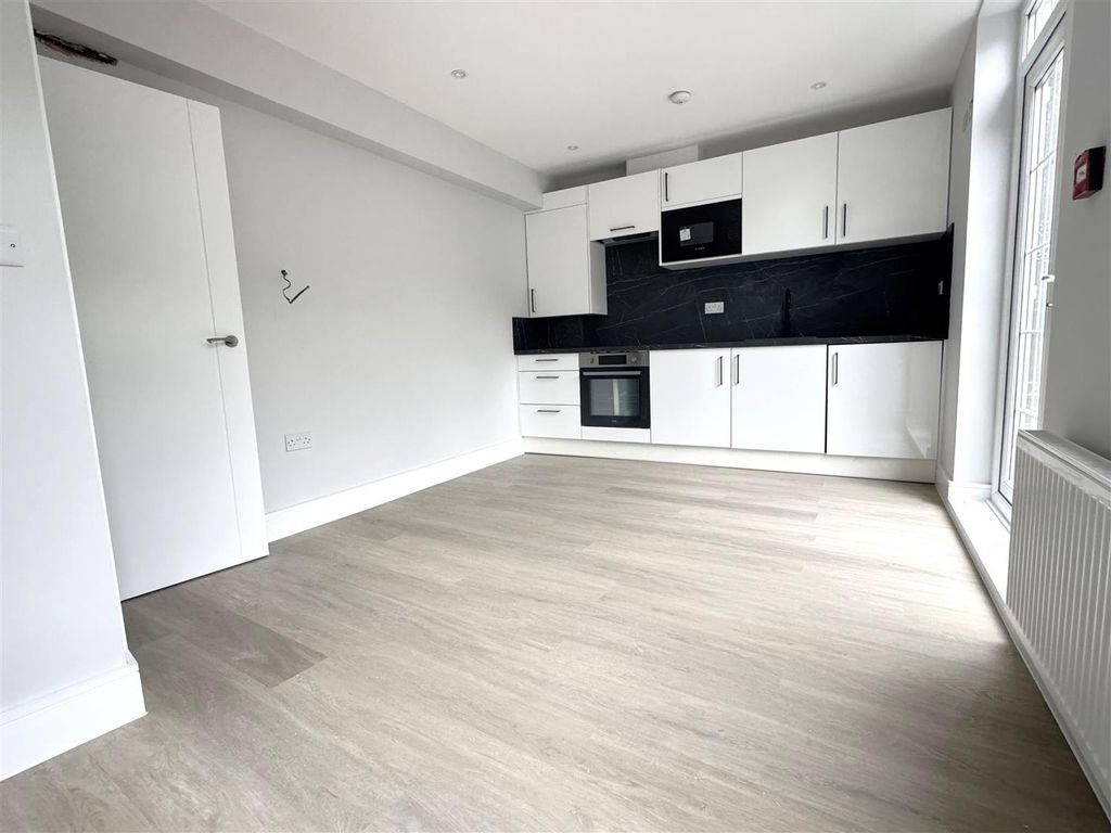 Property photo 1 of 6 Img_0849.Jpg