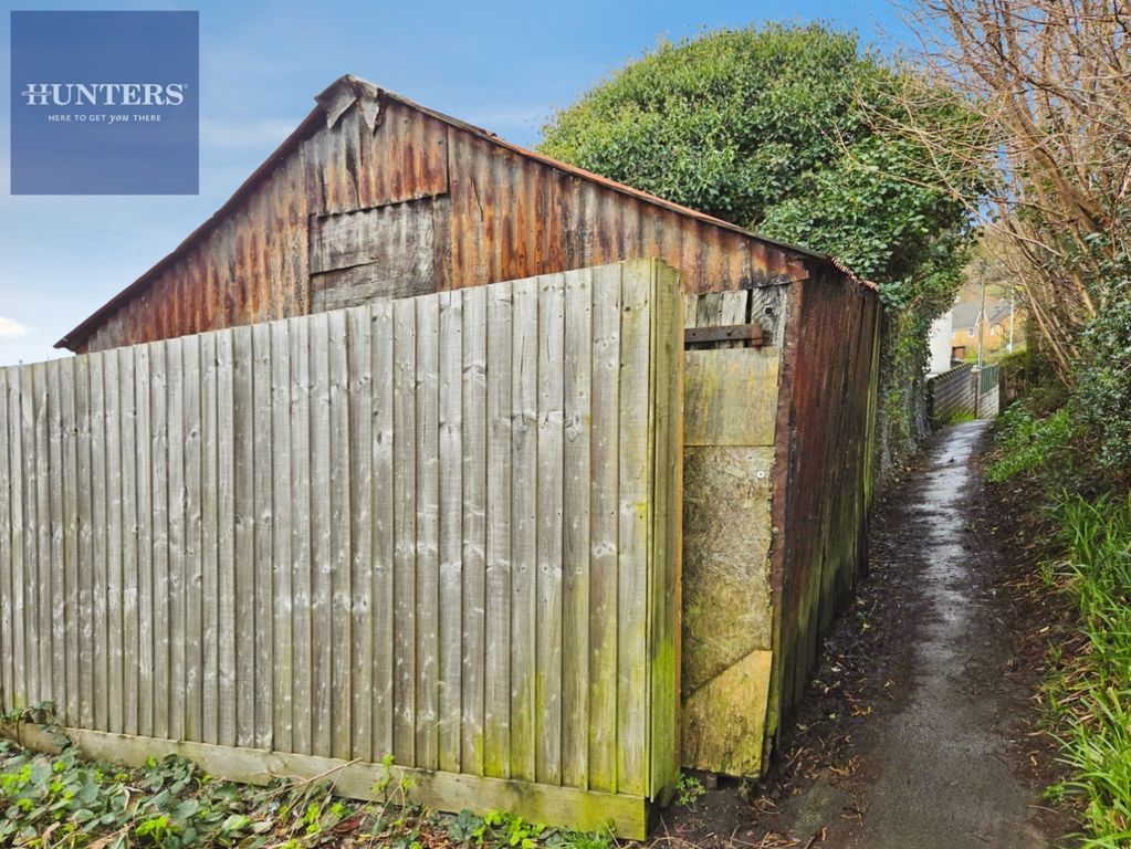 Property photo 2 of 6 Pbox-Img.Jpg