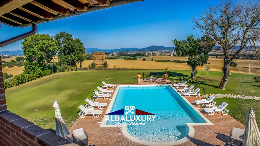 Property photo 3 of 33