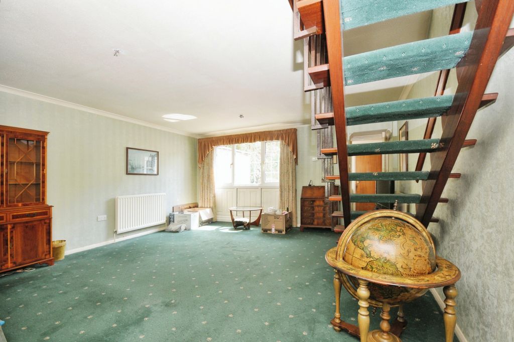 Property photo 2 of 13 Photography