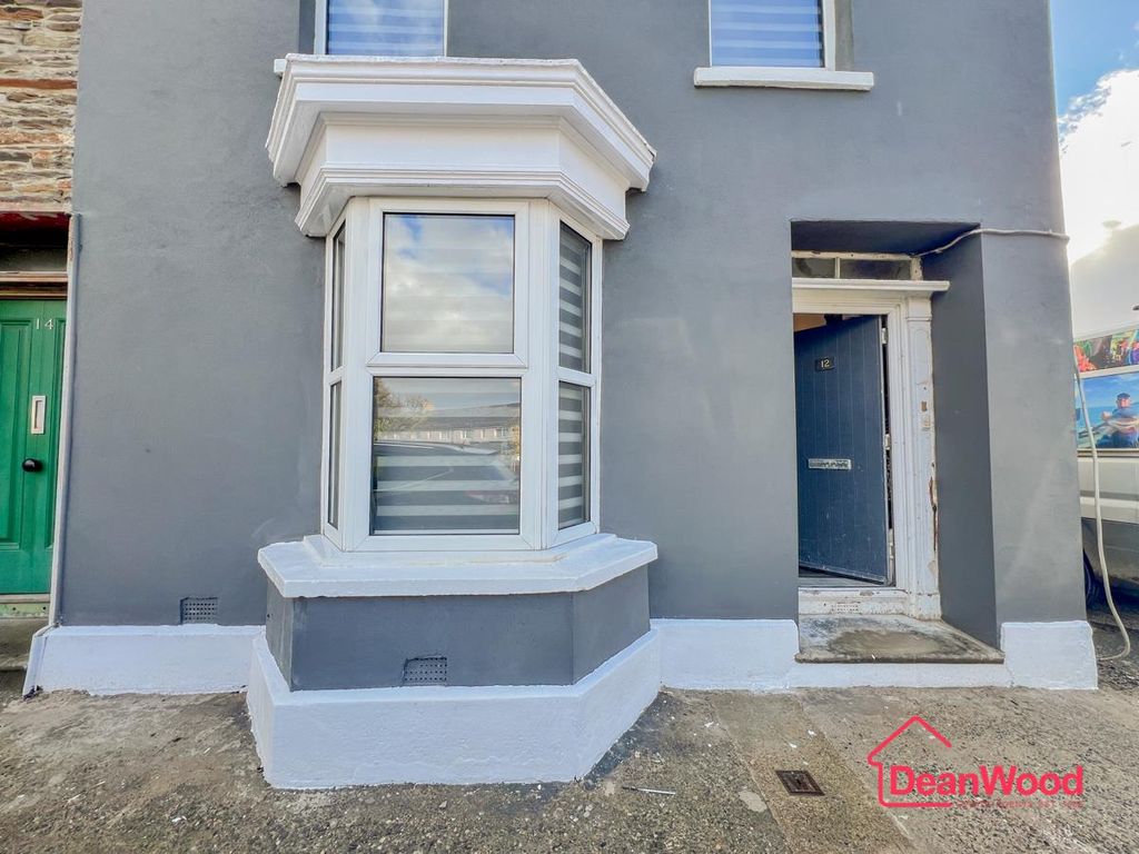 Property photo 2 of 25 2.Jpg