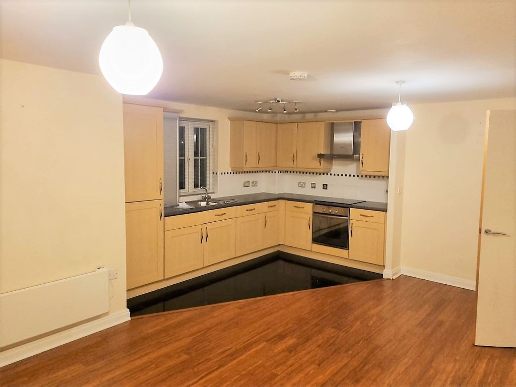 Property photo 3 of 11