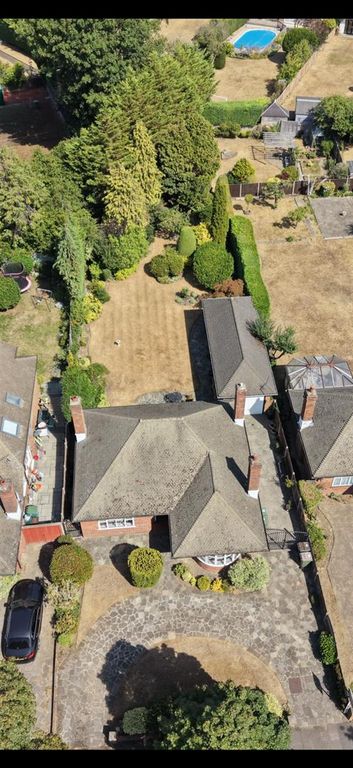 Property photo 1 of 27 New Chiltern Front.Png