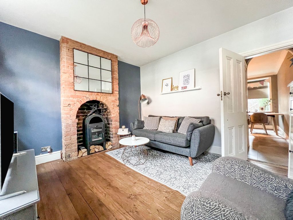 Property photo 2 of 18