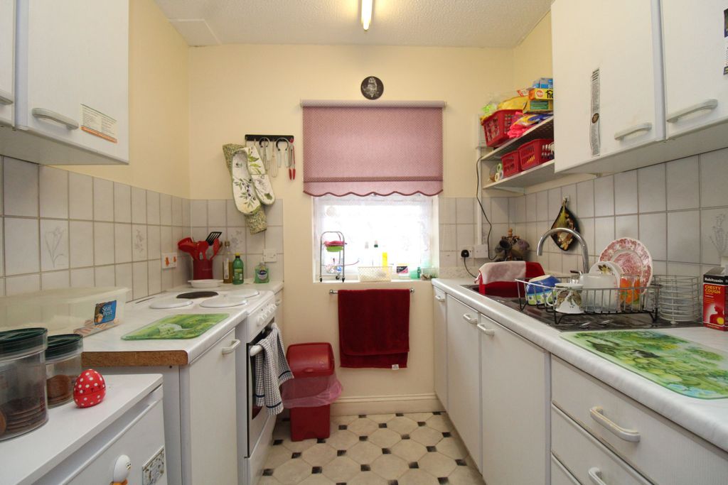 Property photo 3 of 10
