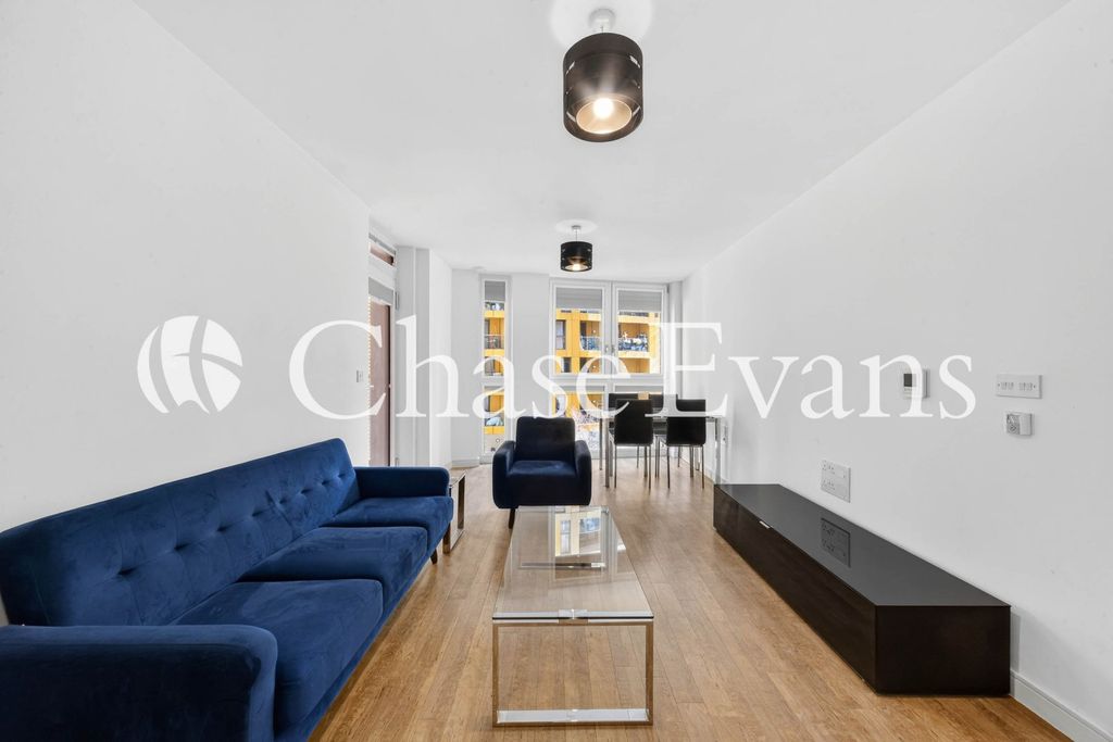 Property photo 1 of 18 Living Area