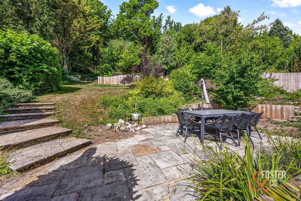 Property photo 3 of 31 Woodland Drive, 80-017.Jpg