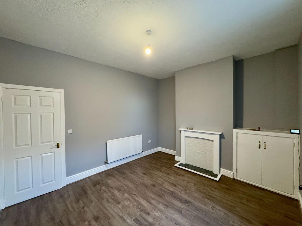 Property photo 1 of 12 Image00008.Jpeg