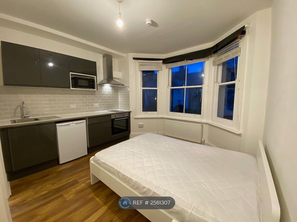 Property photo 3 of 4