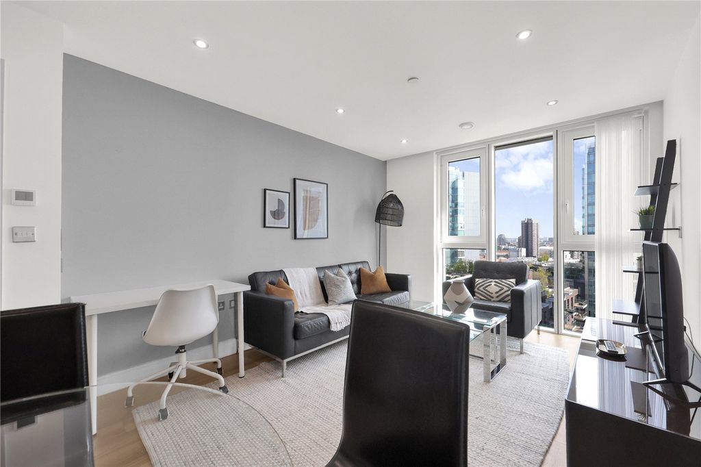 Property photo 2 of 25 Picture No. 58