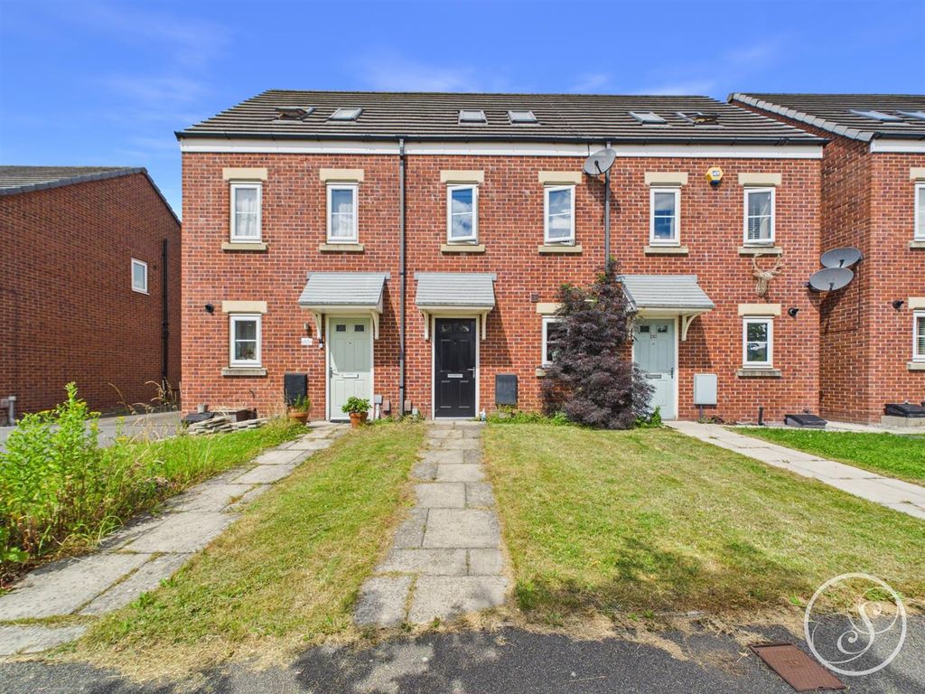 Property photo 1 of 13 External