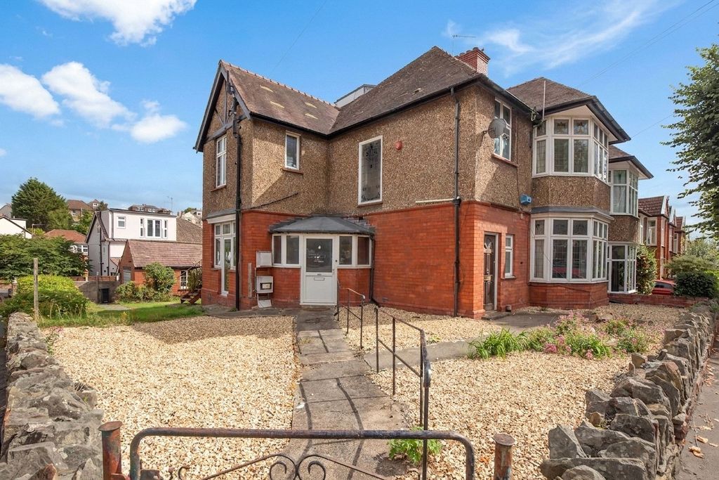 Property photo 1 of 31 Picture No. 24