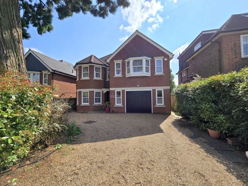 Property photo 1 of 33 Photo 7