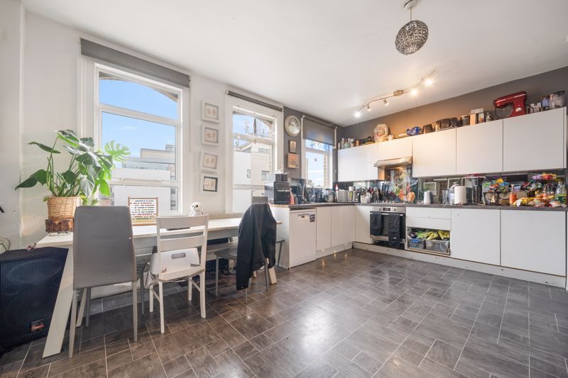 Property photo 2 of 18 Photo 12