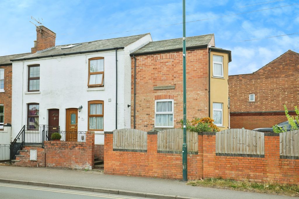 Property photo 2 of 16
