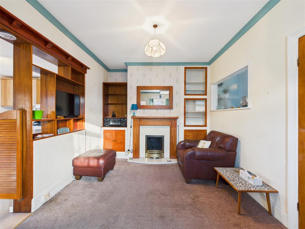 Property photo 3 of 13 Cam05193G0-Pr0097-Still005.Jpg