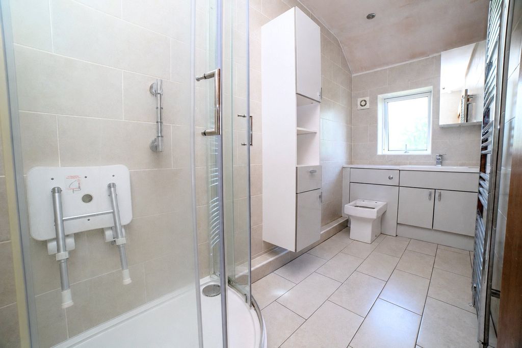Property photo 3 of 15 Shower Room