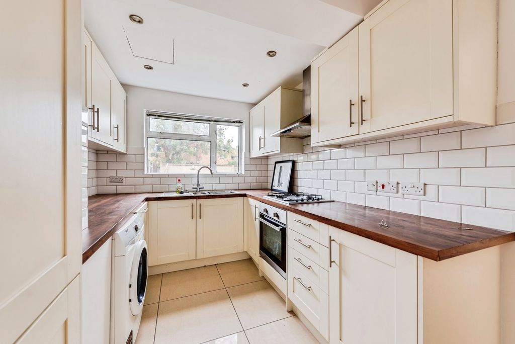 Property photo 2 of 12 Pbox-Img.Jpg