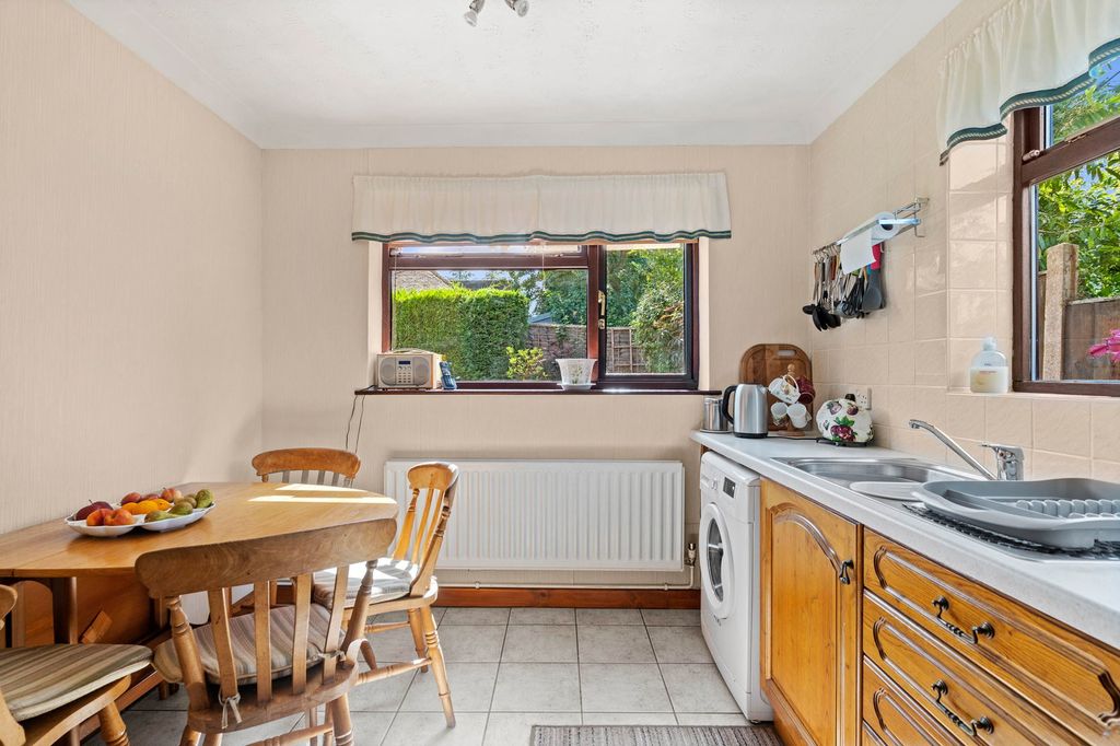 Property photo 3 of 16