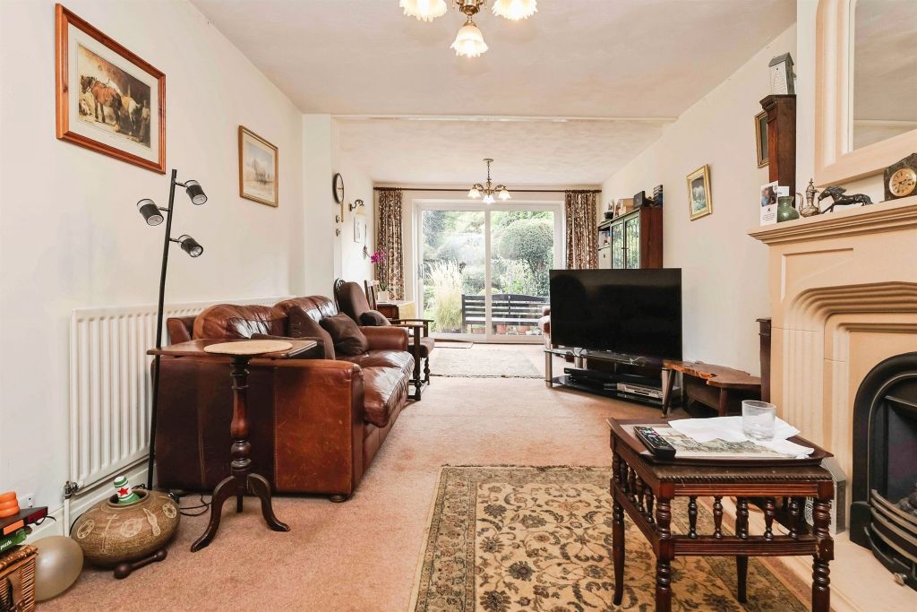 Property photo 3 of 17