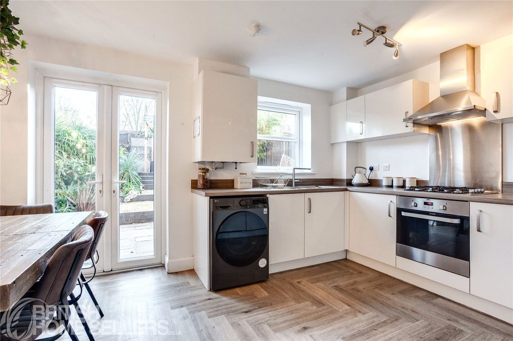 Property photo 3 of 21 Picture No. 21