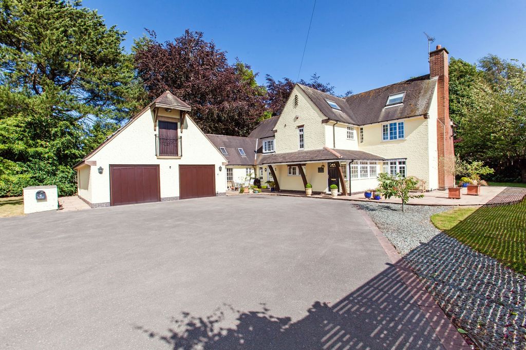 Property photo 1 of 69