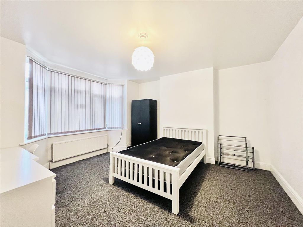 Property photo 2 of 18 Image00009.Jpeg