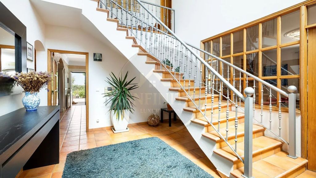 Property photo 3 of 30