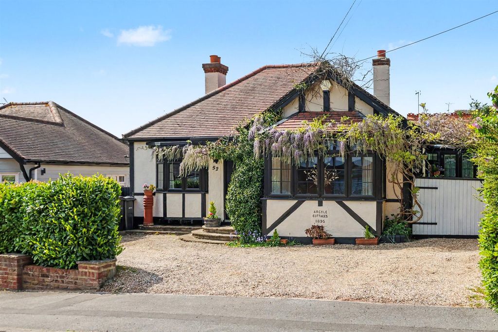 Property photo 1 of 33