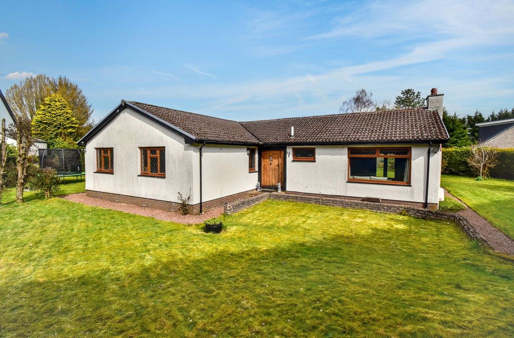 Property photo 1 of 31 Exterior