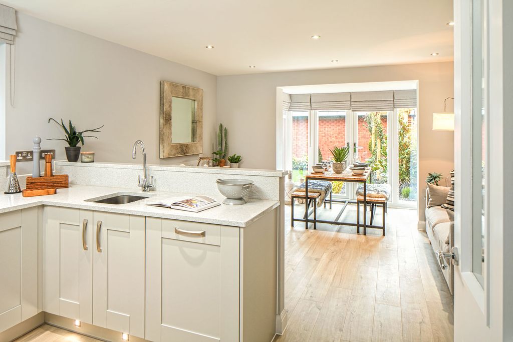 Property photo 2 of 10 Greenwood Kitchen