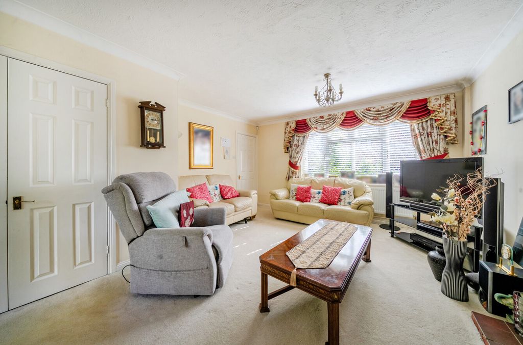 Property photo 3 of 18 1516994-12-1A0A58...