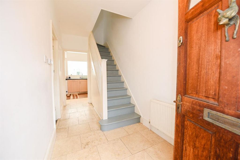 Property photo 2 of 22