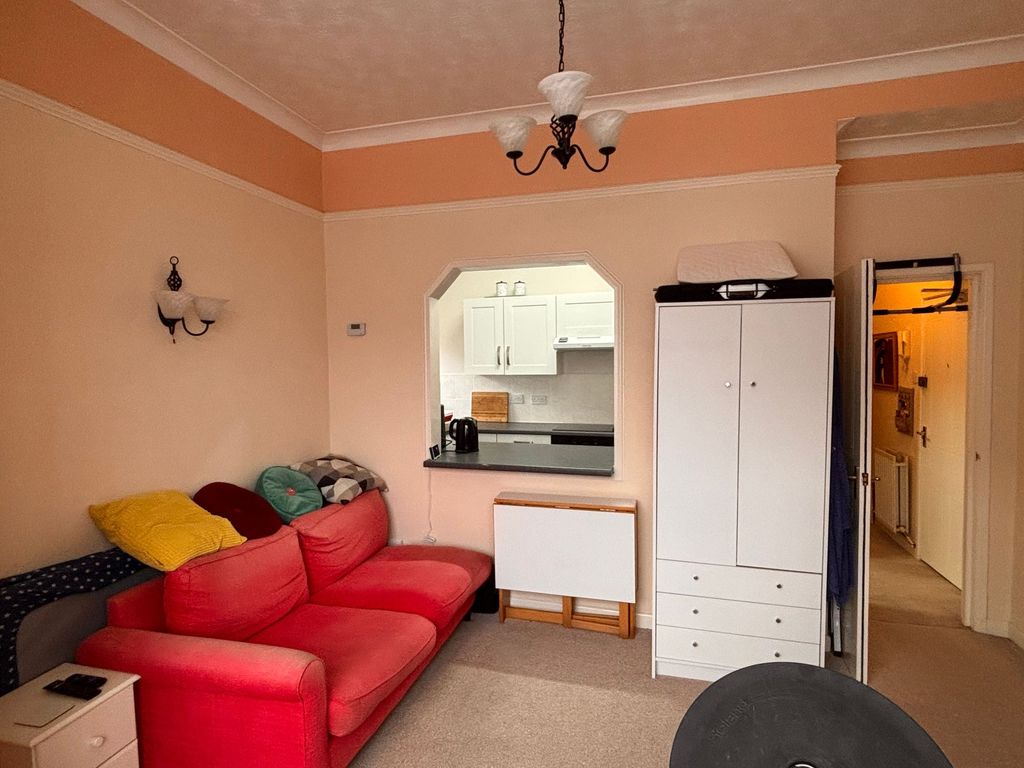 Property photo 3 of 6 Living Room