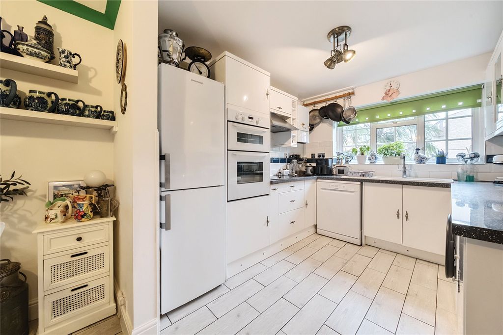 Property photo 3 of 17 Picture No. 04