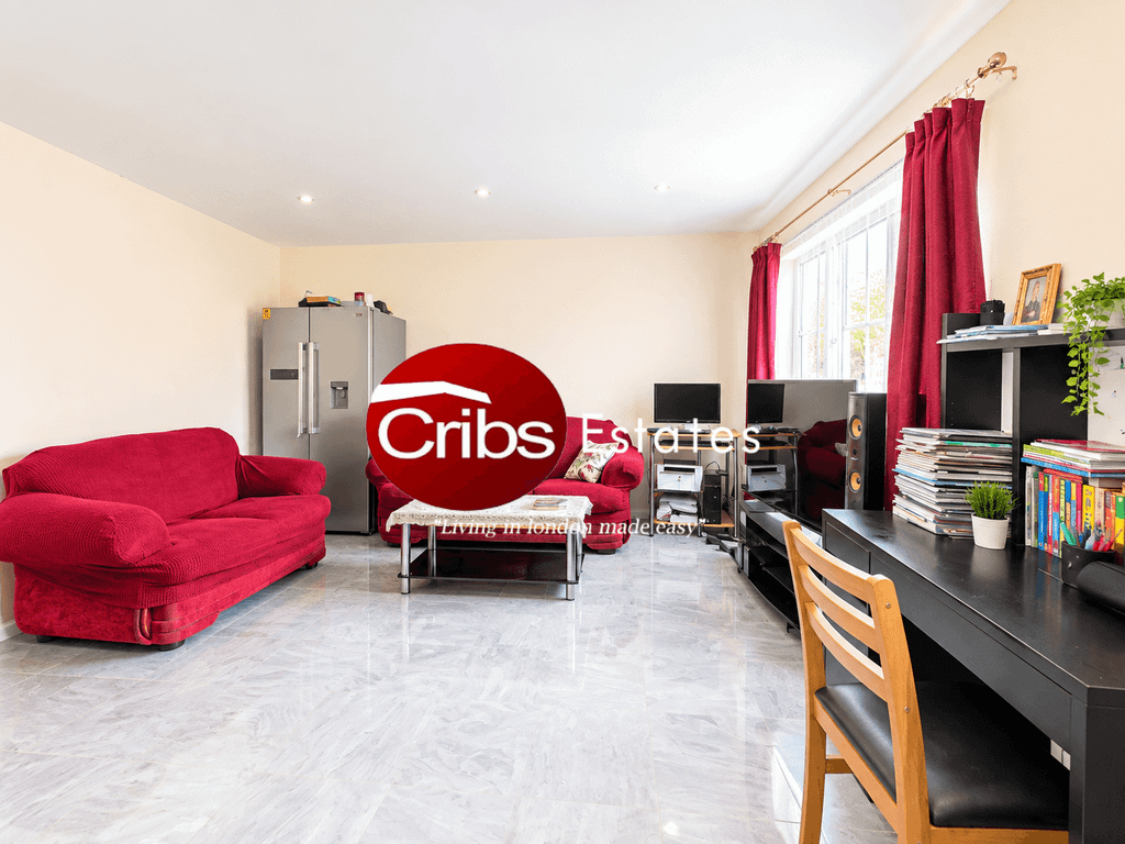 Property photo 1 of 10 Double Room To Rent In Mitcham Cr4/ Couple Welcome