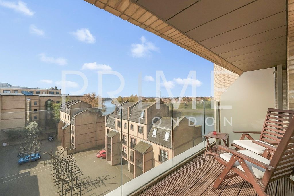 Property photo 2 of 11 Qw2B (11).Jpg