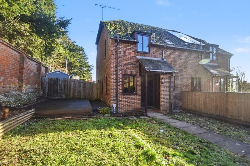 Property photo 1 of 7 Photo 7