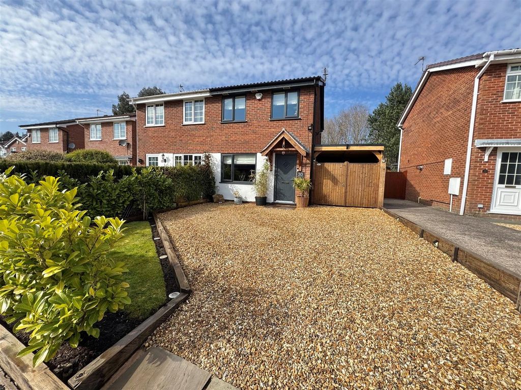 Property photo 1 of 27