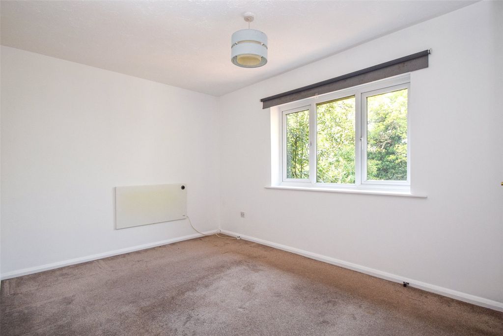 Property photo 3 of 10 Picture No. 27
